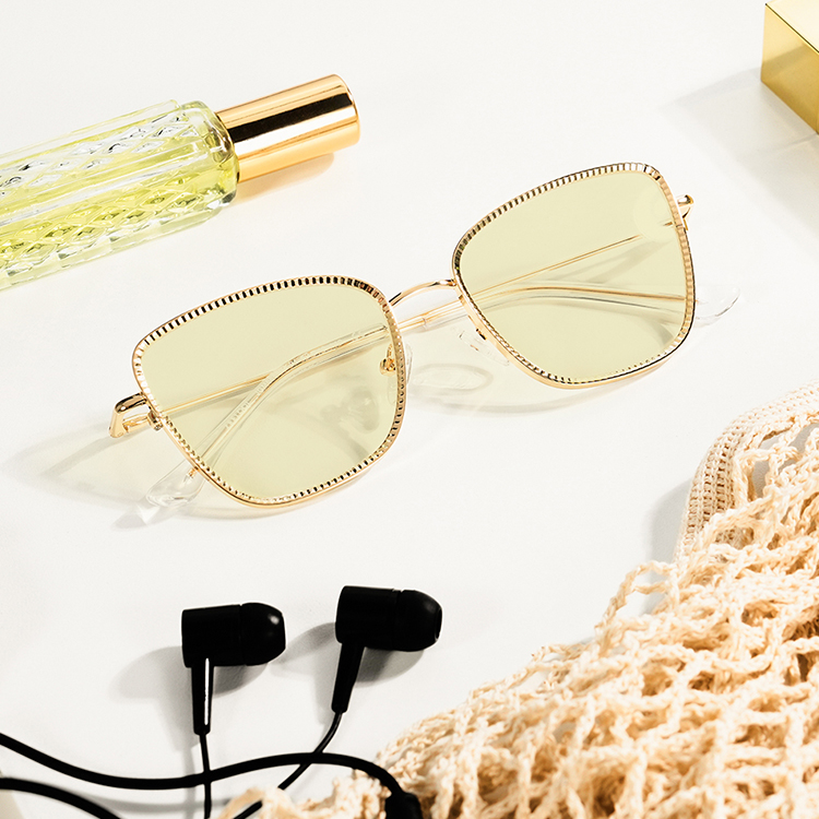 Garcia Geometric Green Glasses5