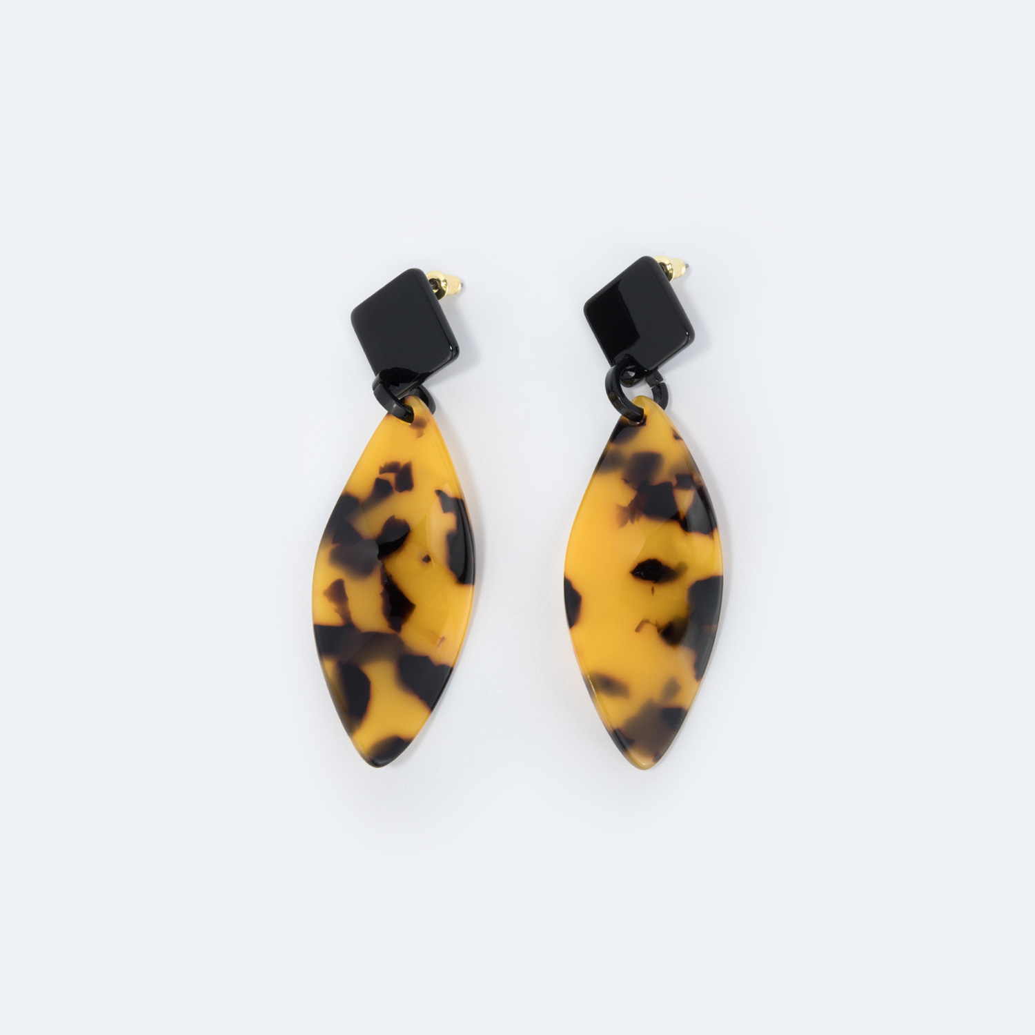 Stylish Geometric Tortoise Earrings