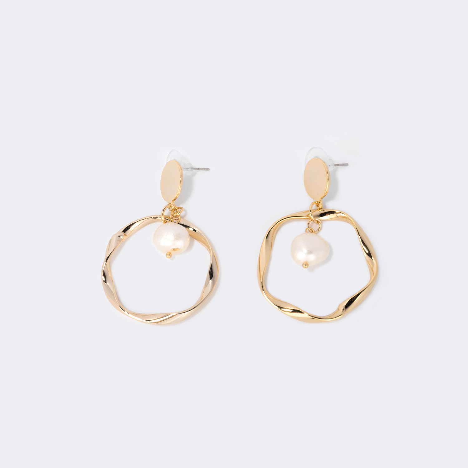 Stylish Twisted Metal Earrings1