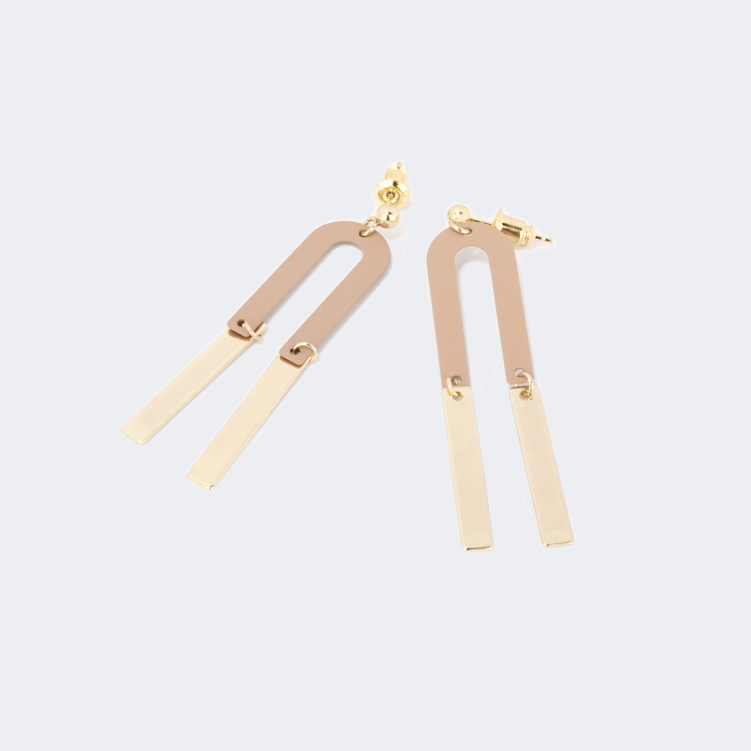 Stylish Arch Brown Earrings