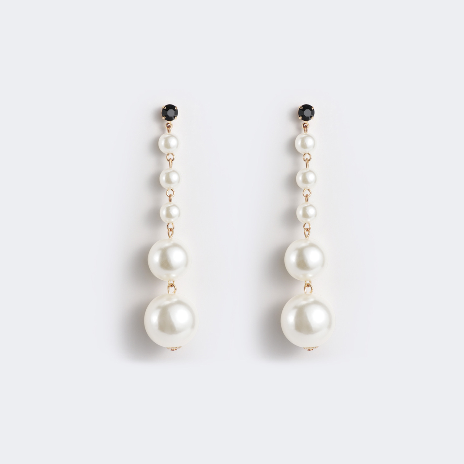 Vintage Elegant White Pearl Earrings 2