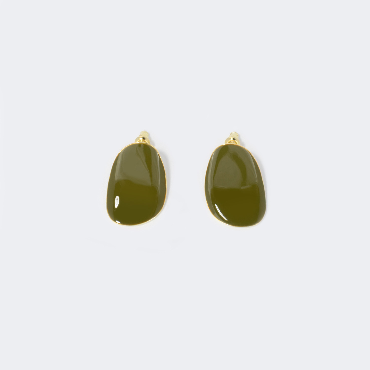 Stylish Nail Shape Green Earrings1