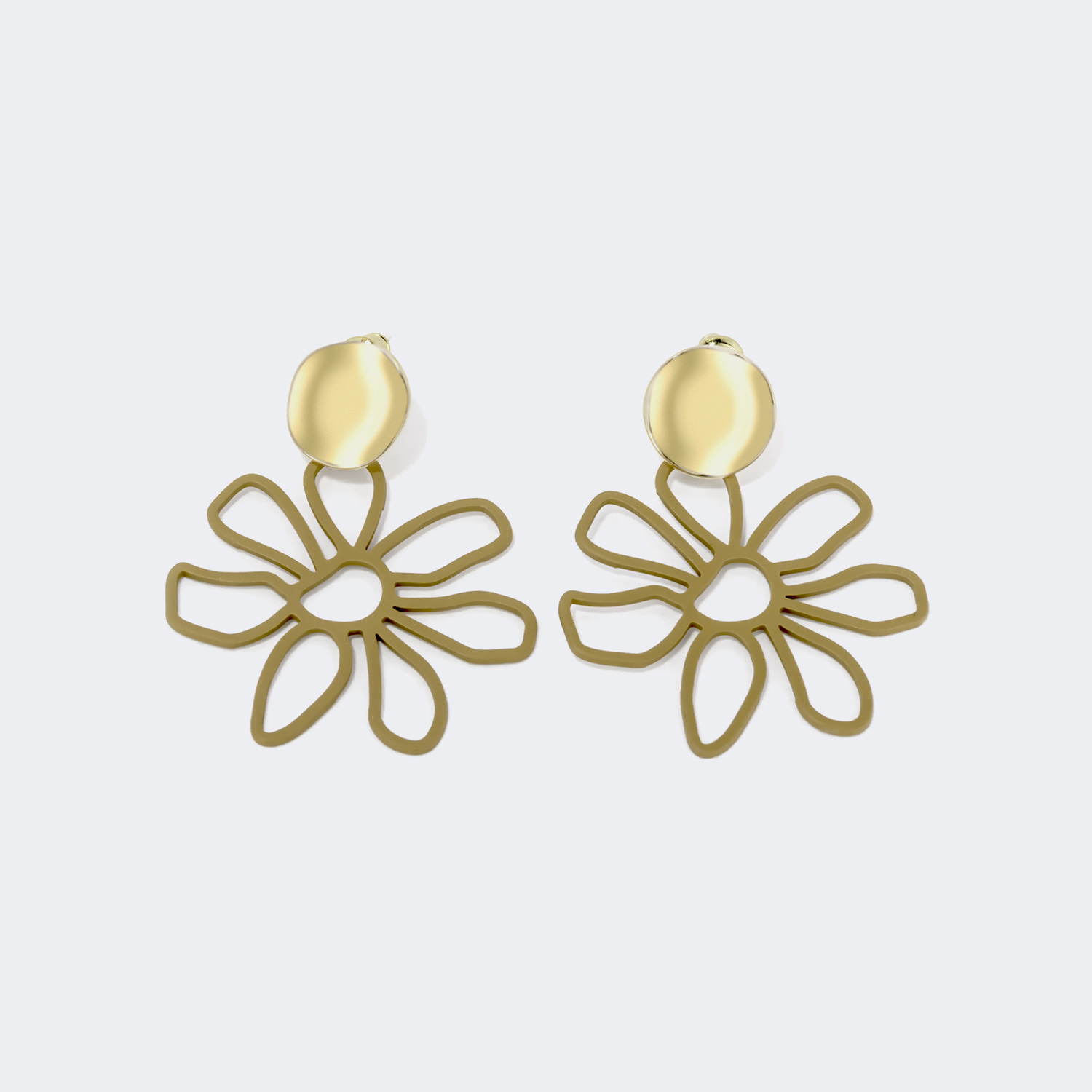 Stylish Hollowed-Out Daisy Earrings1