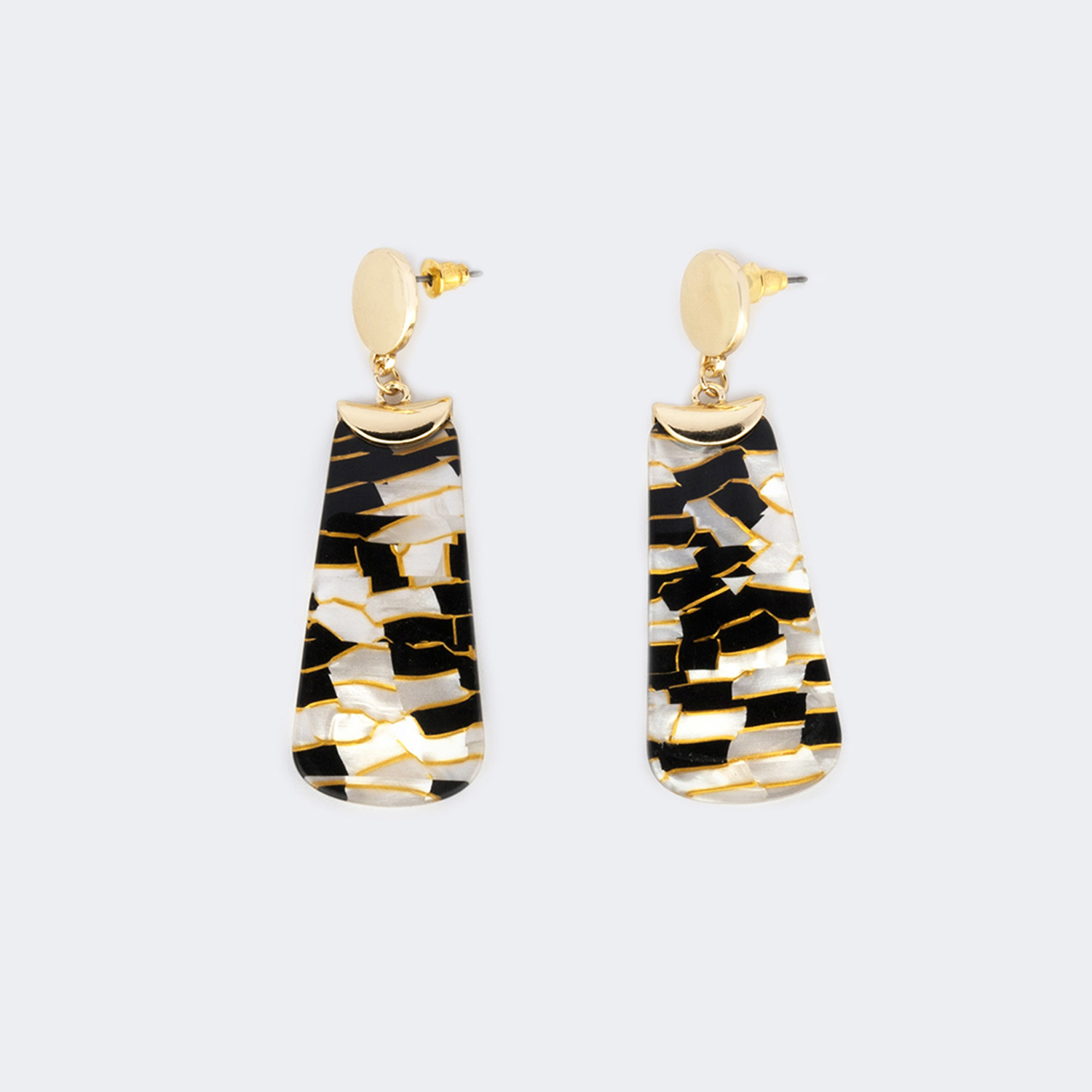 Vintage Irregular Pattern Earrings2