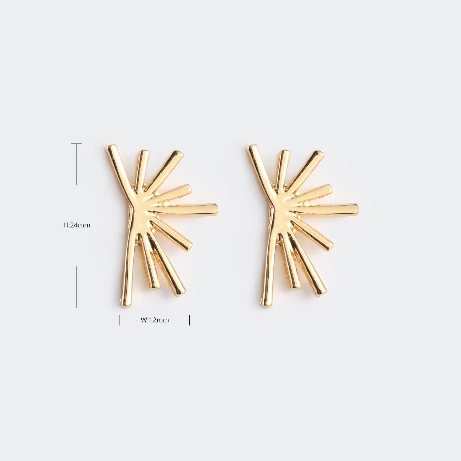 Vintage Geometric Shaped Gold Earrings 3