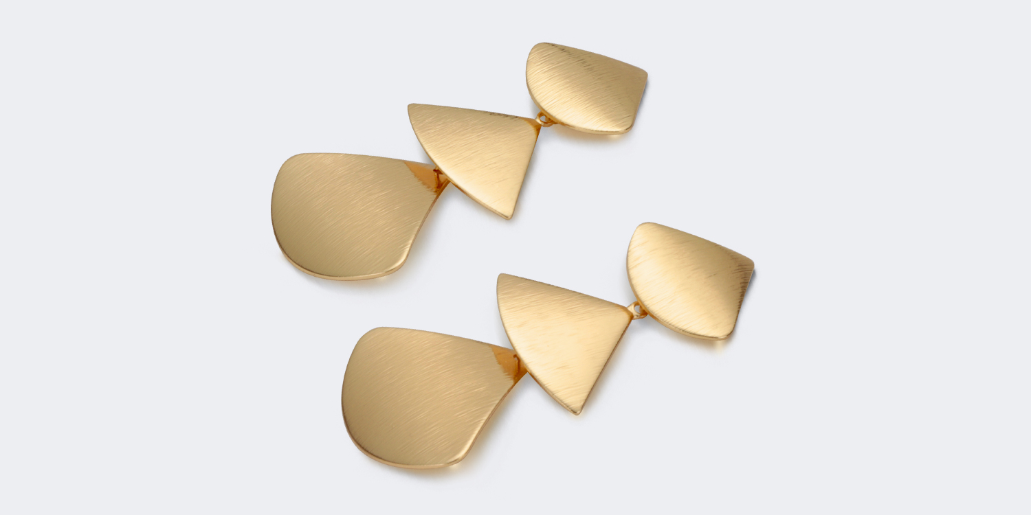 Stylish Glossy Sector shaped Gold Earrings0