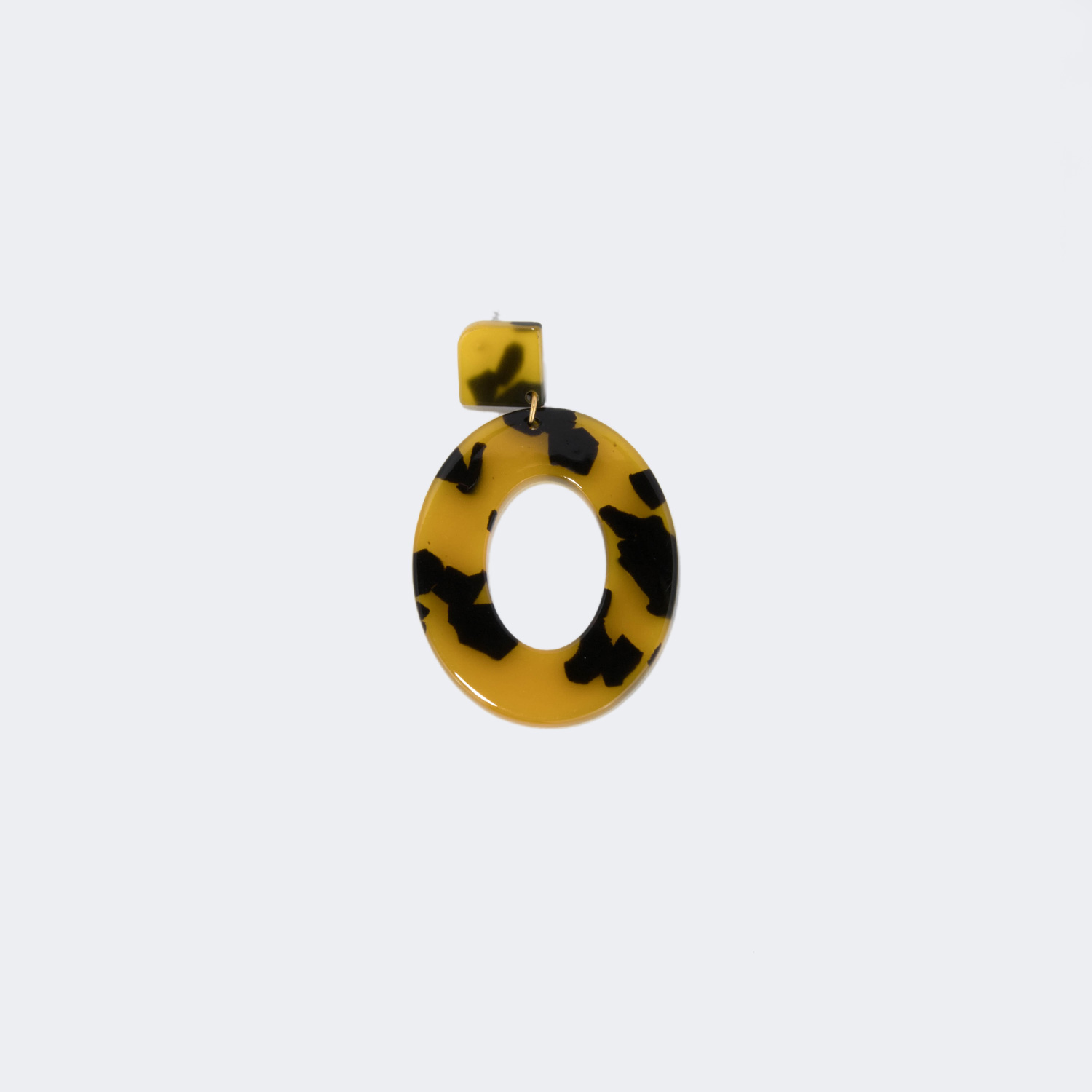 Stylish Oval Tortoise Earrings 2