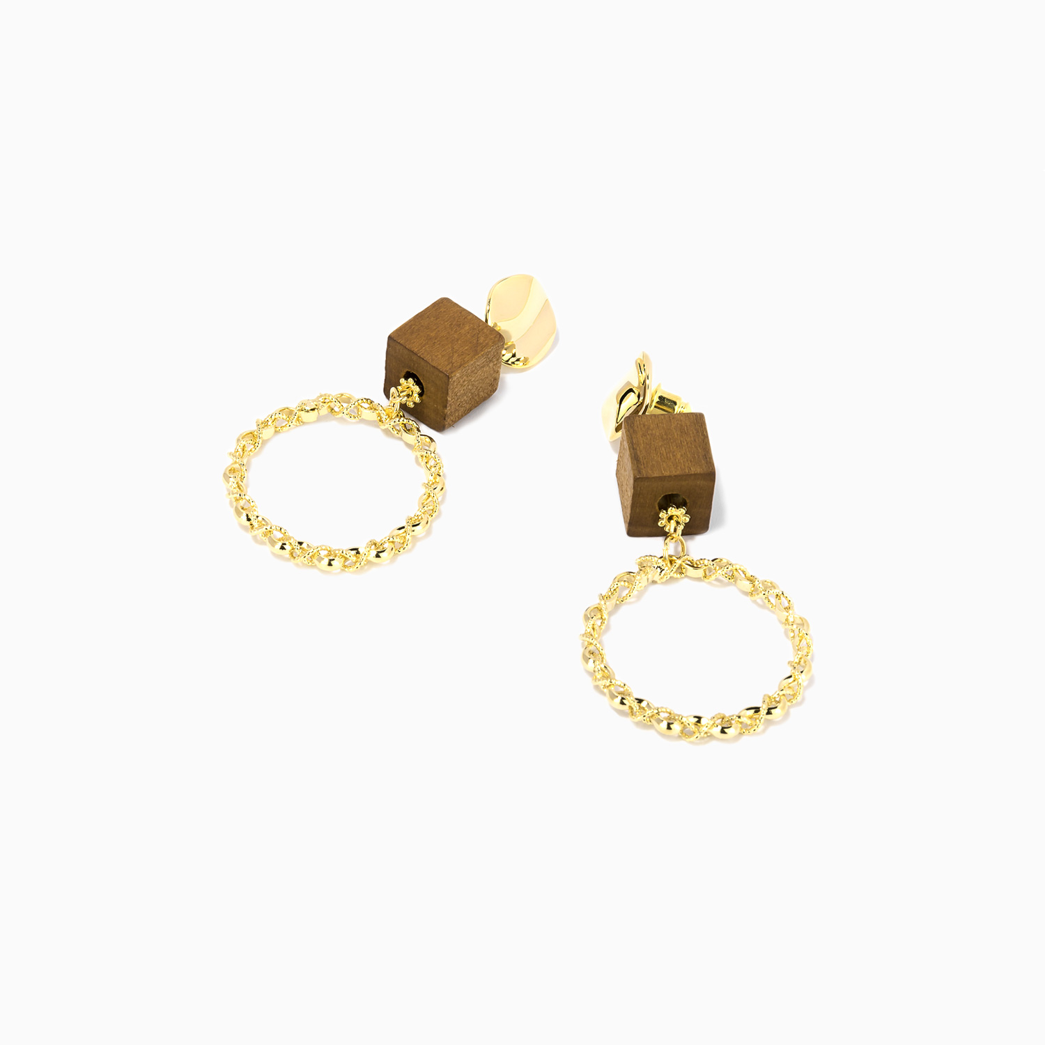 Stylish Twisted Metal Earrings good-img