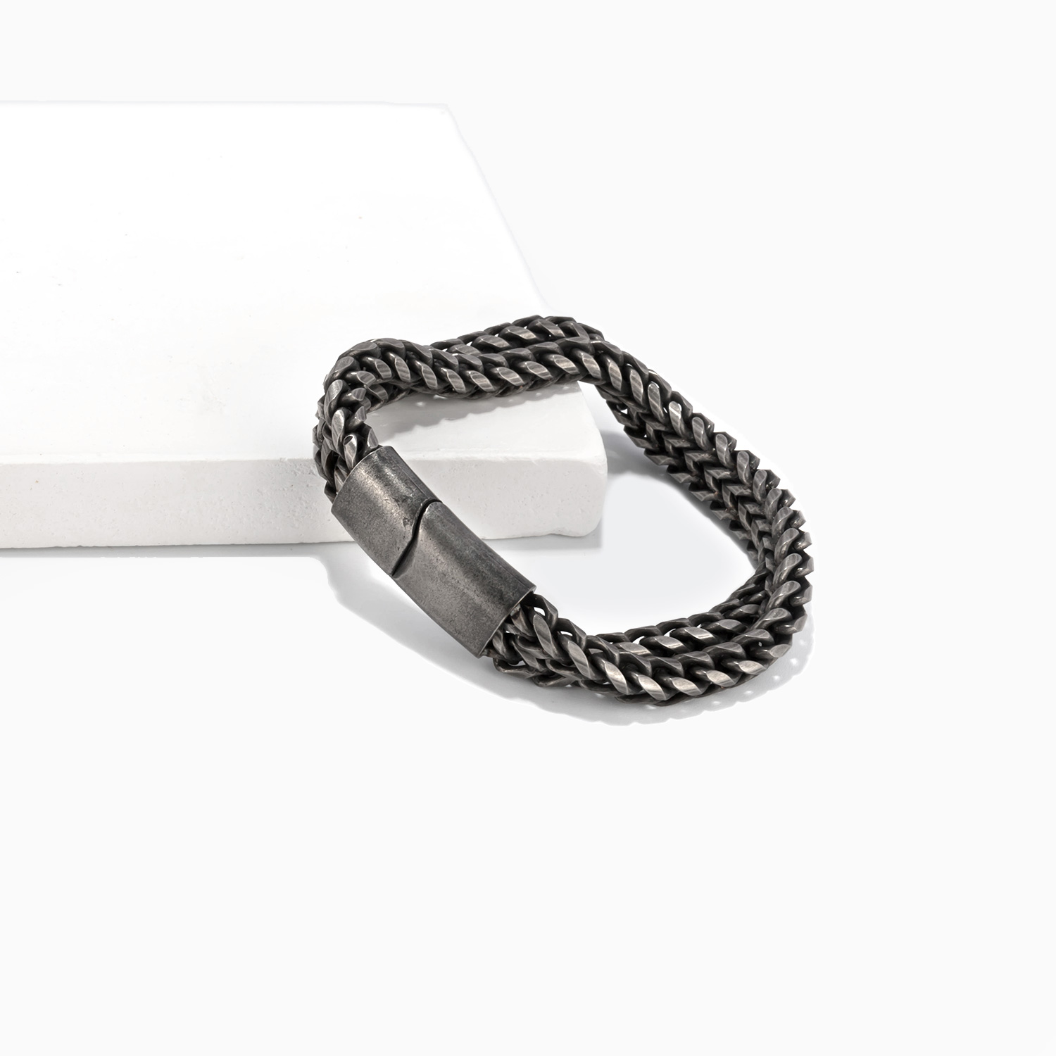 Vintage Handmade Braided Bracelet0