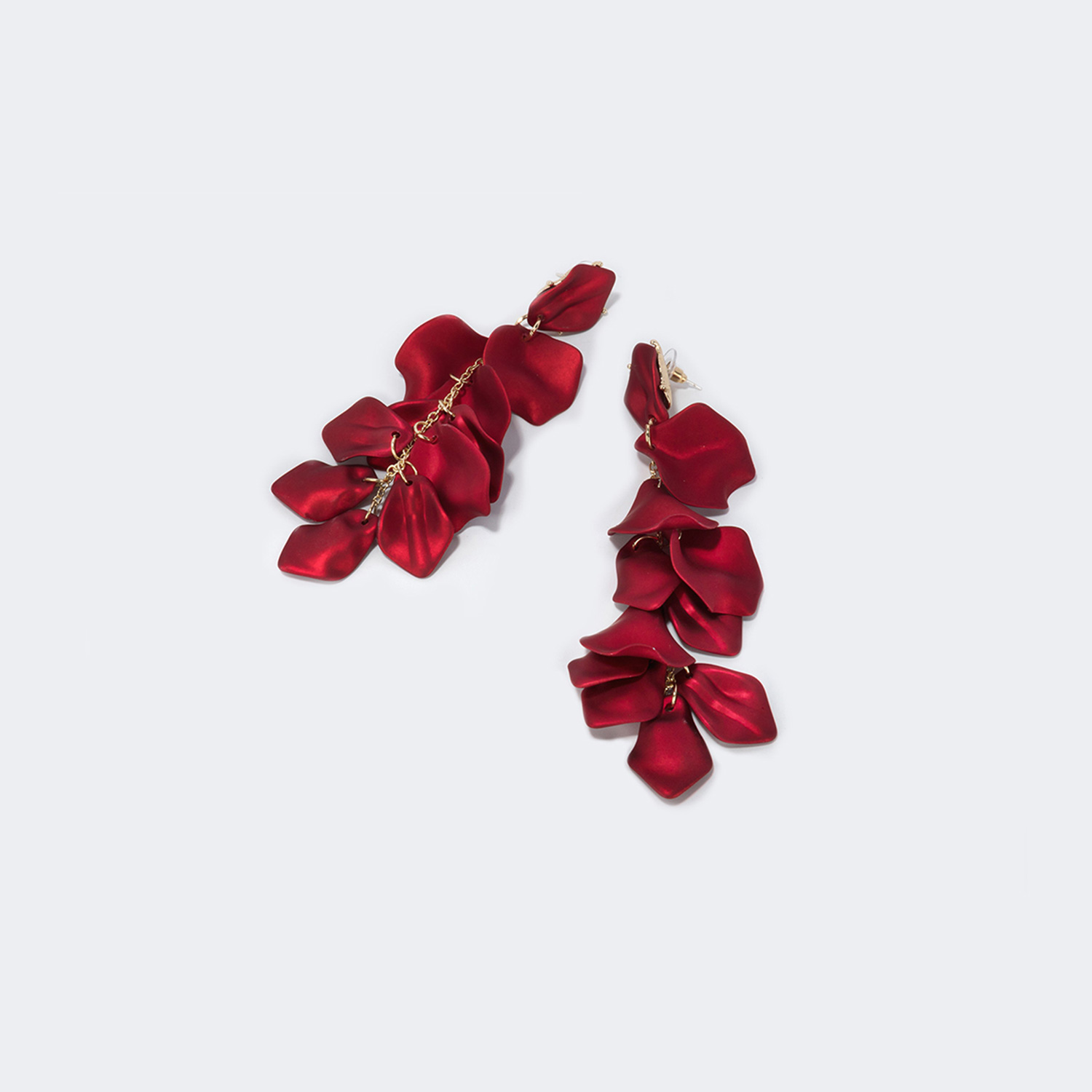 Stylish Exaggerated Rose Petal Red Earrings1