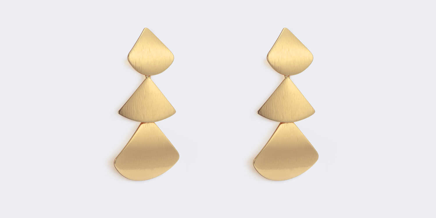 Stylish Glossy Sector shaped Gold Earrings2