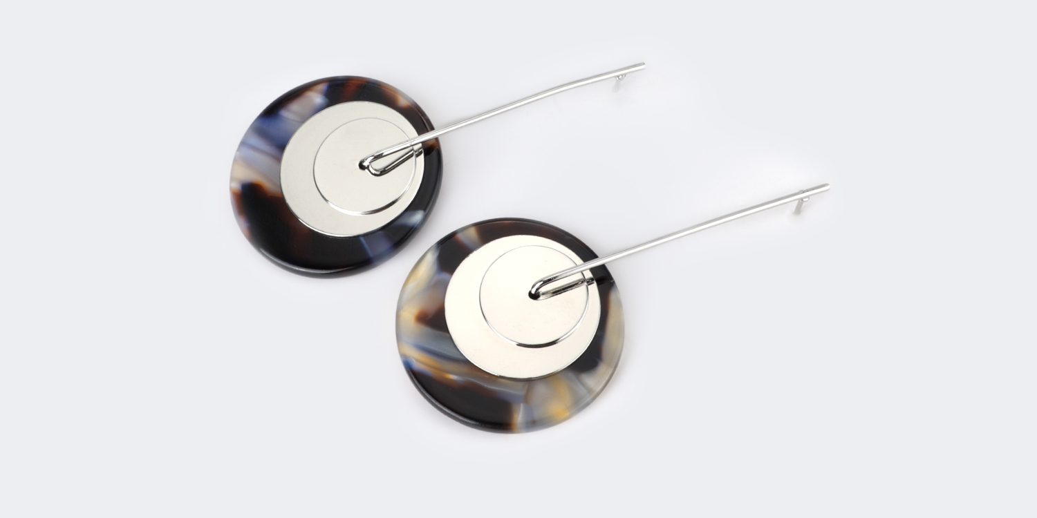 Vintage Round Shaped Silver Earrings0