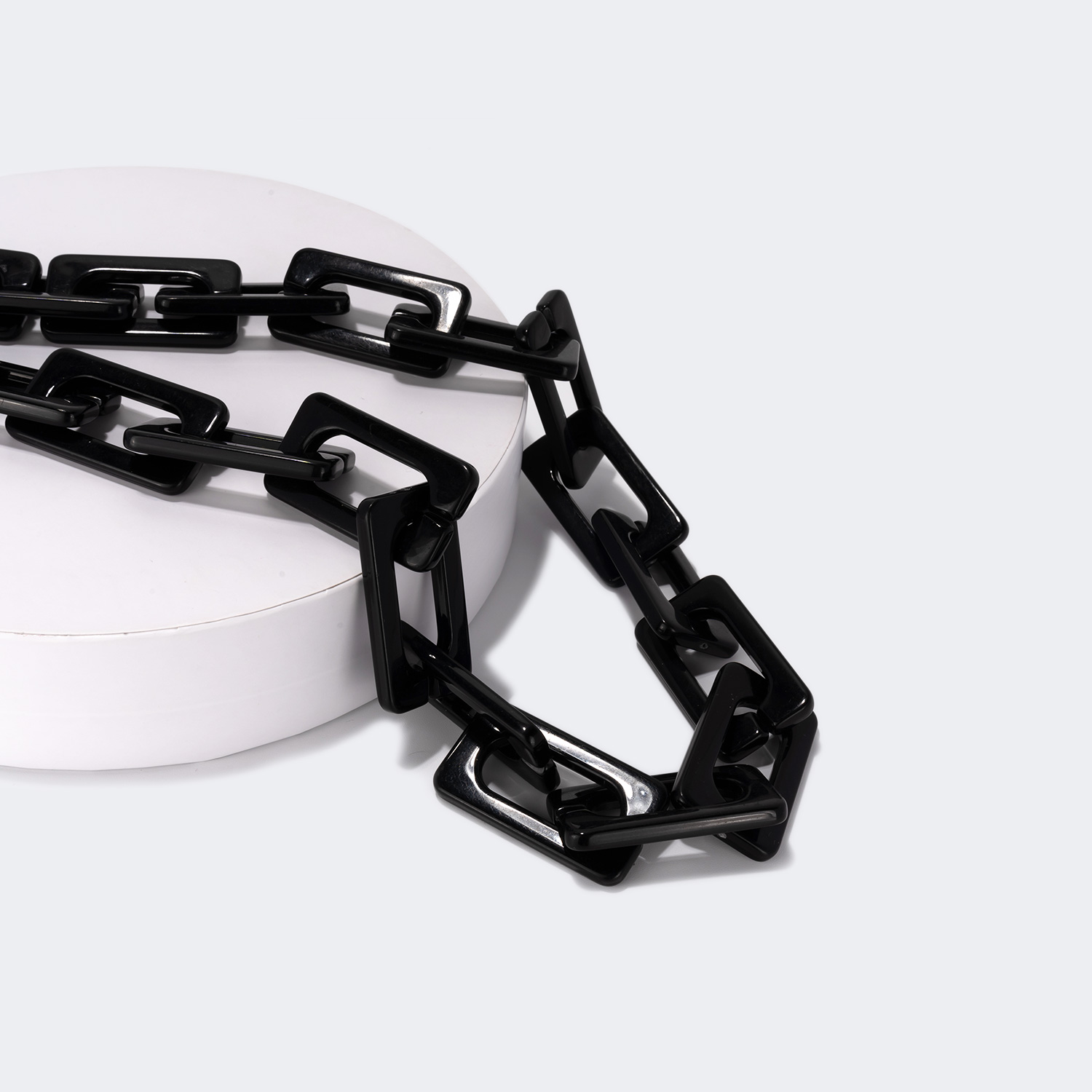 Vintage Chic Black Eyeglasses Chain1