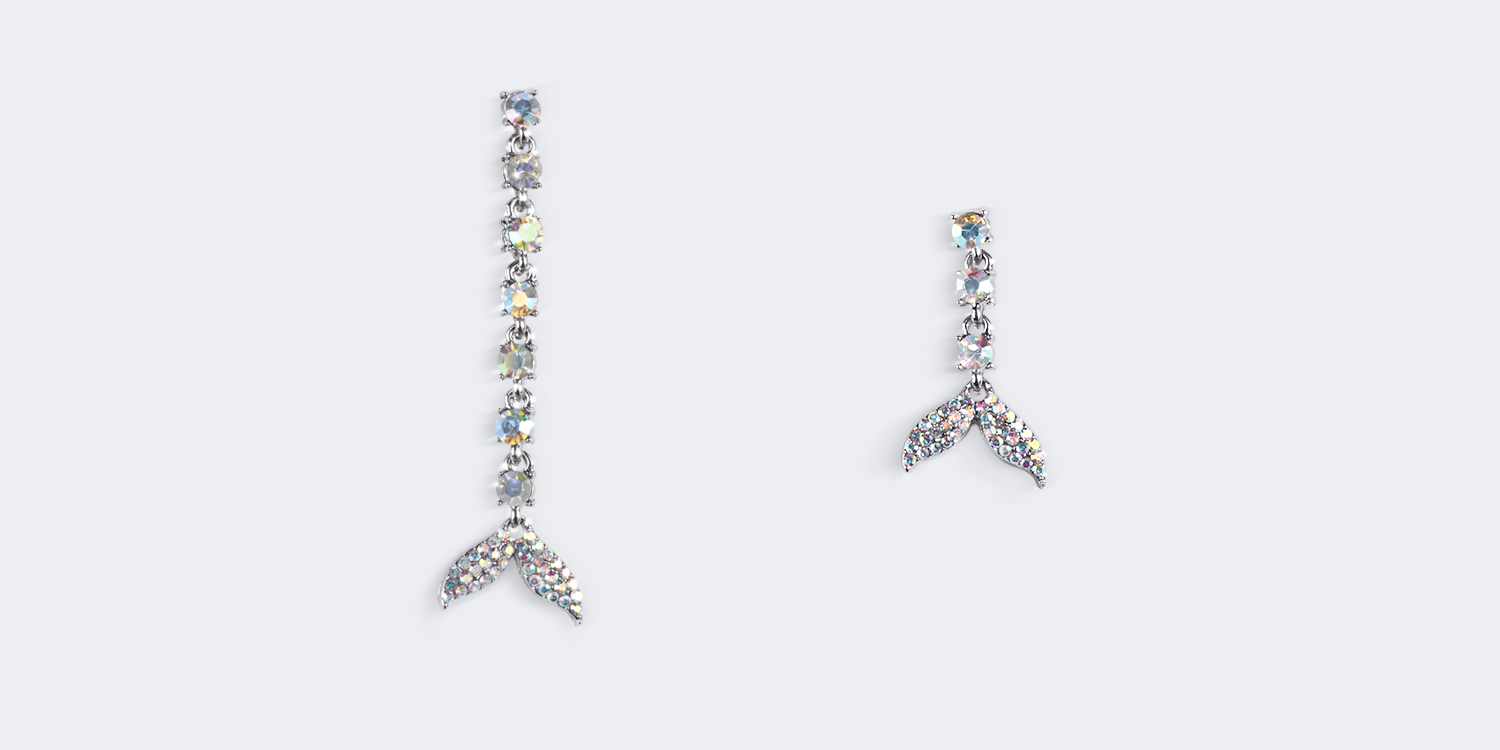 Stylish Asymmetrical Colored Diamond Fishtail Earrings2
