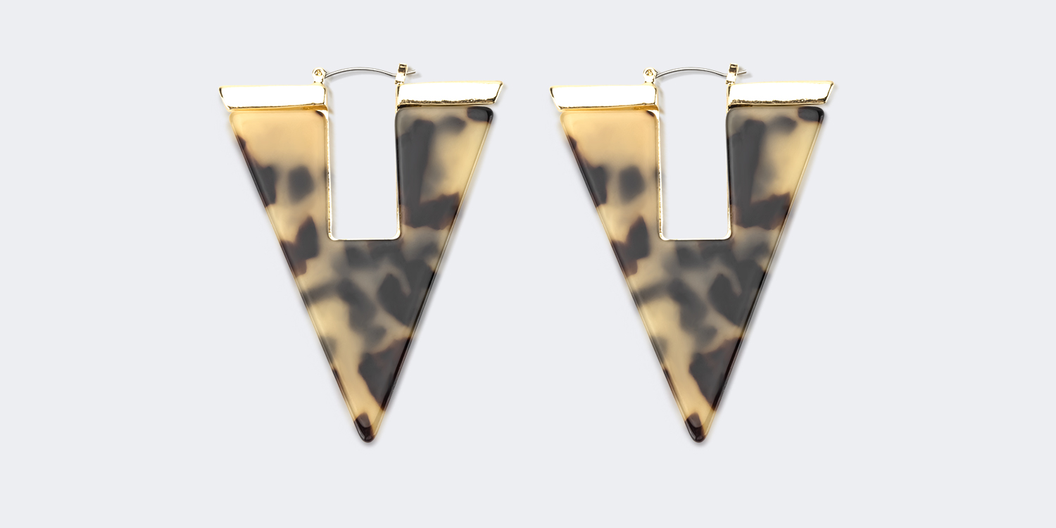 National Style Inverted Triangular Tortoise Earrings1