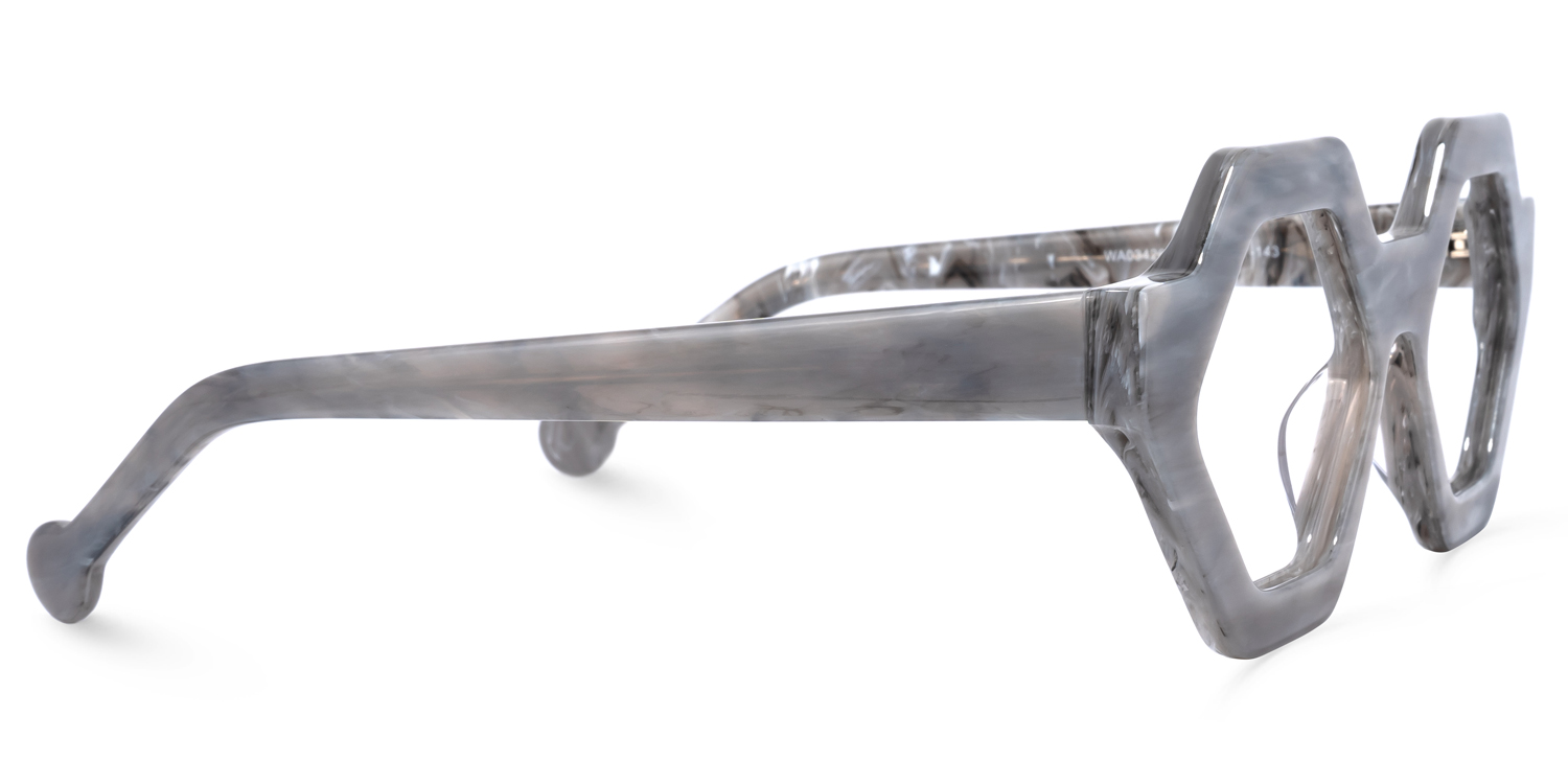 Barreto Geometric Gray Glasses3
