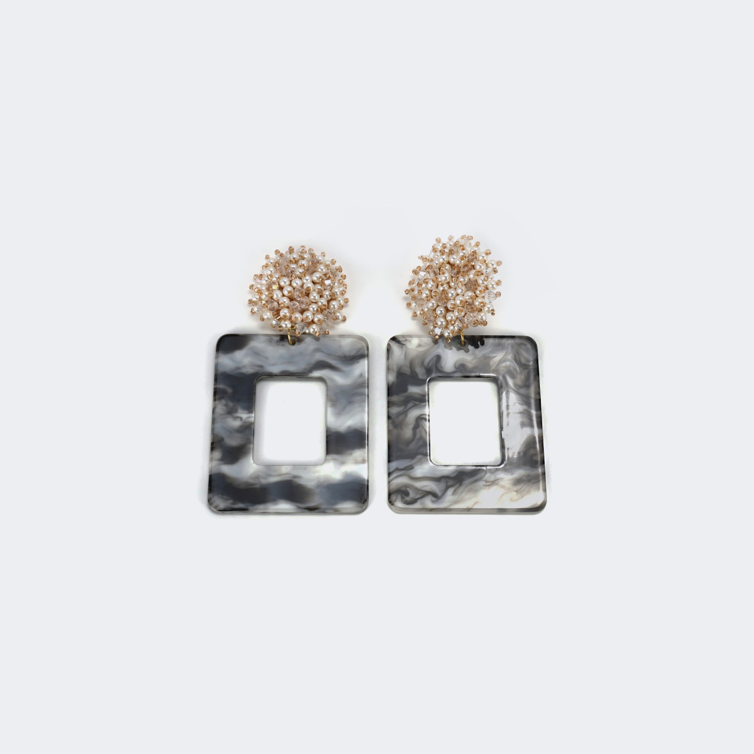 Stylish Square Gray Earrings2