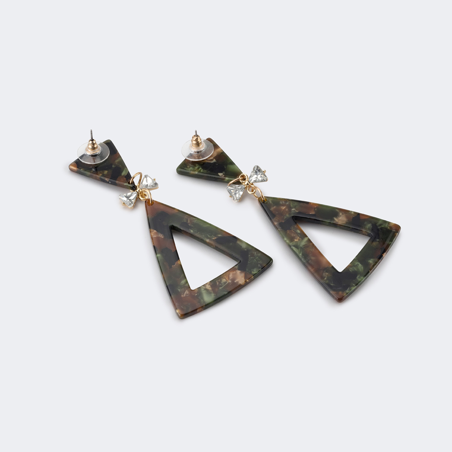Vintage Triangle Shaped Tortoise Earrings3