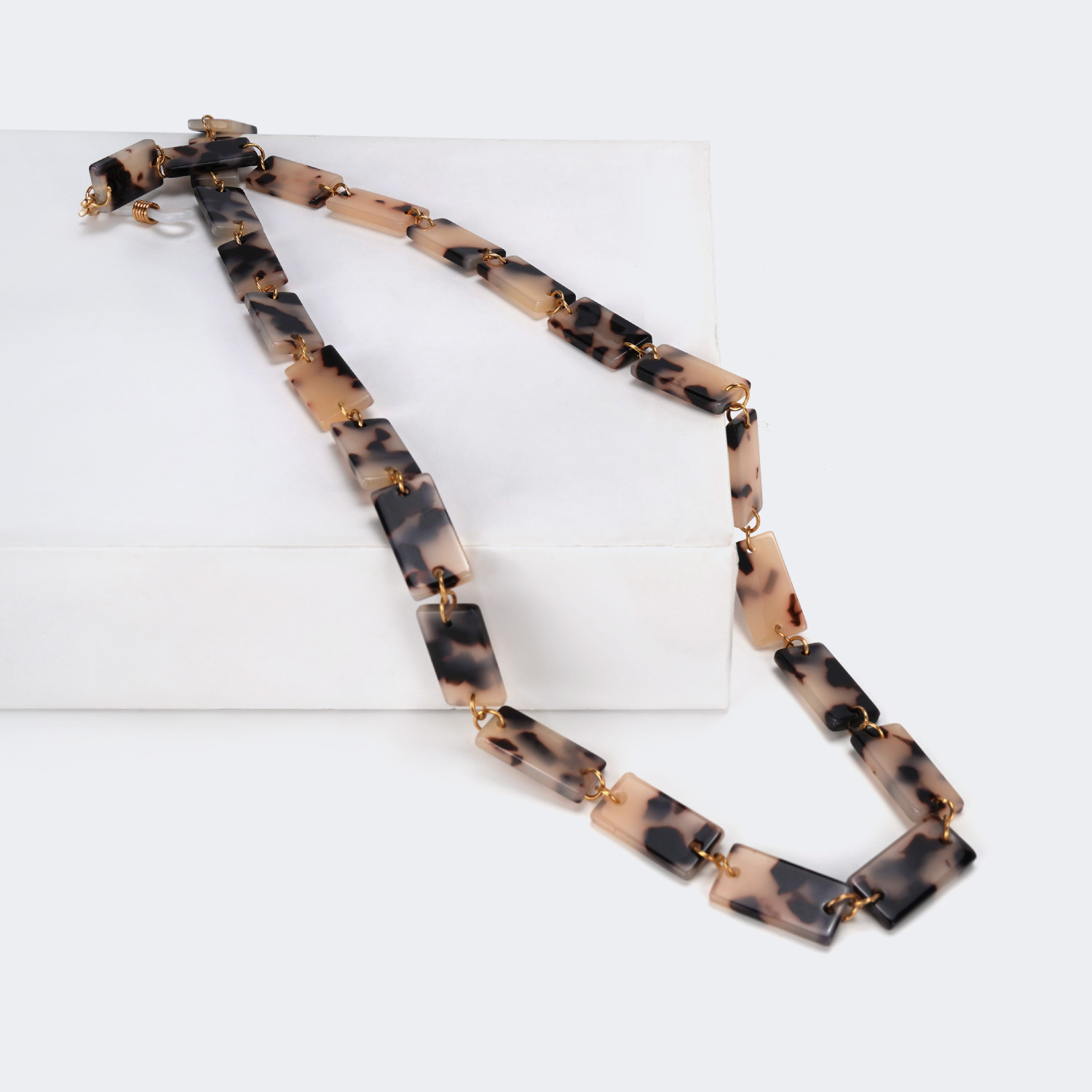 Pretty Lump Tortoise Eyeglasses Chains