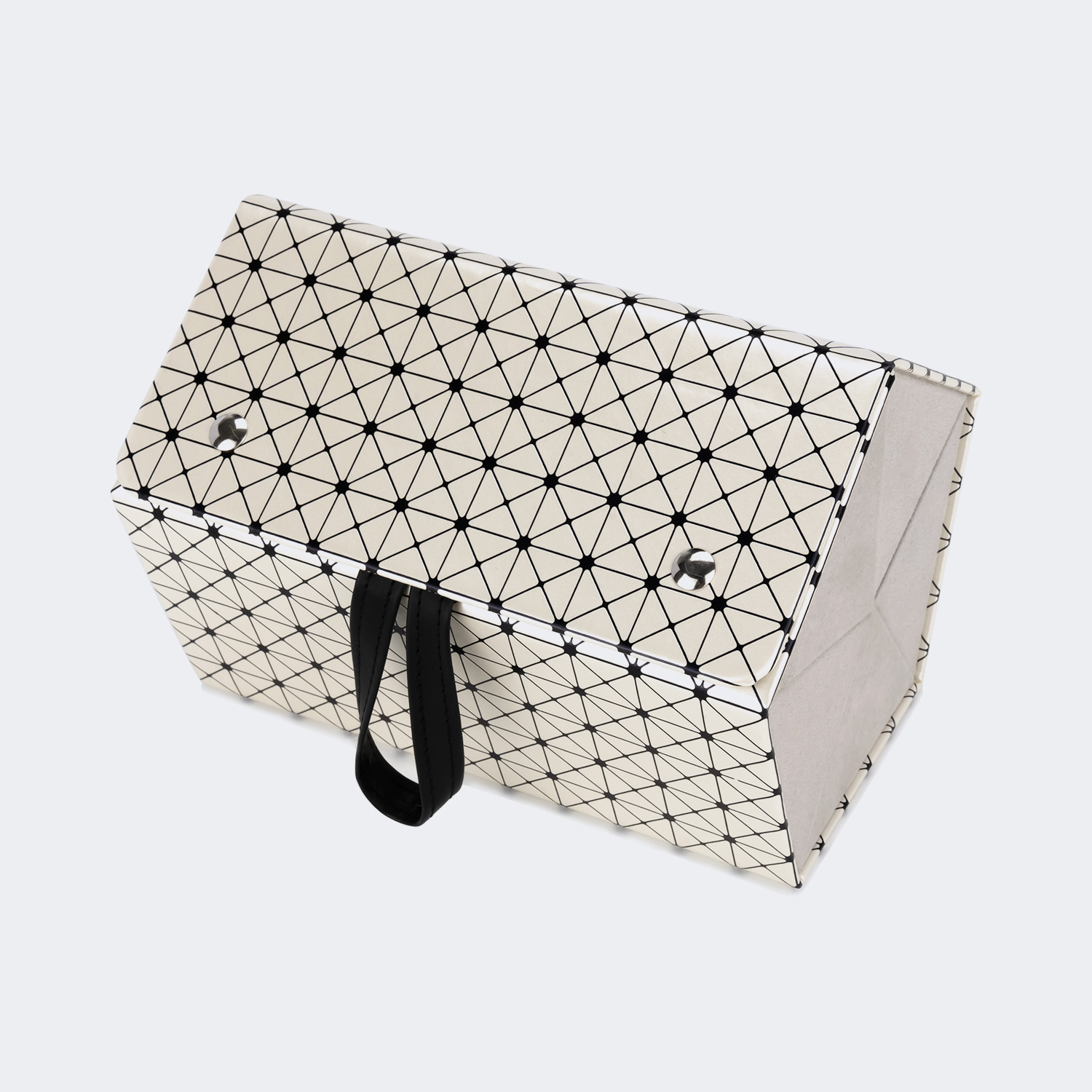 High-end Leather Hanging White Eyeglasses Storage Box2