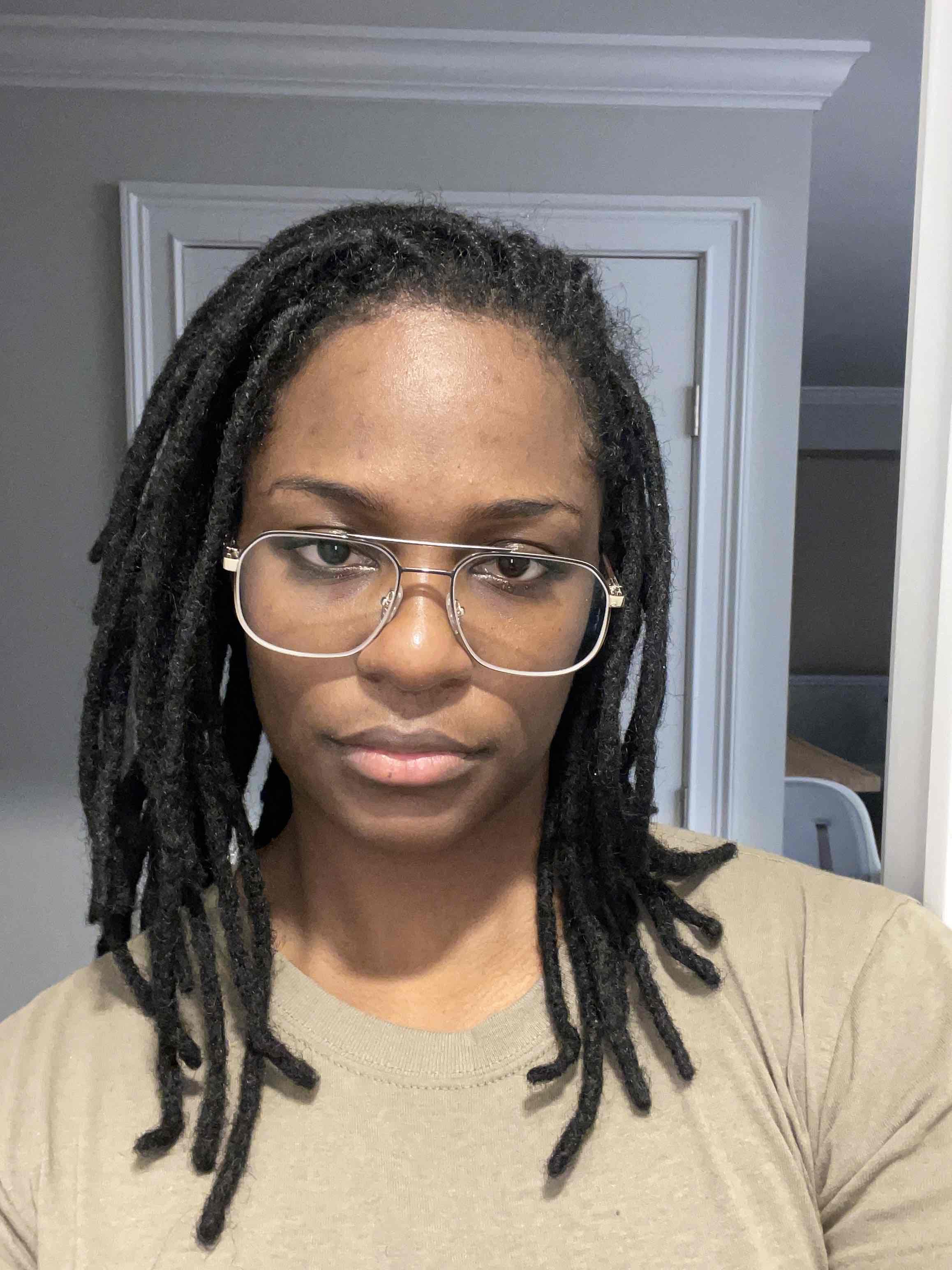 I feel like a boss in these. They’re surprisingly heavy on the nose bu0